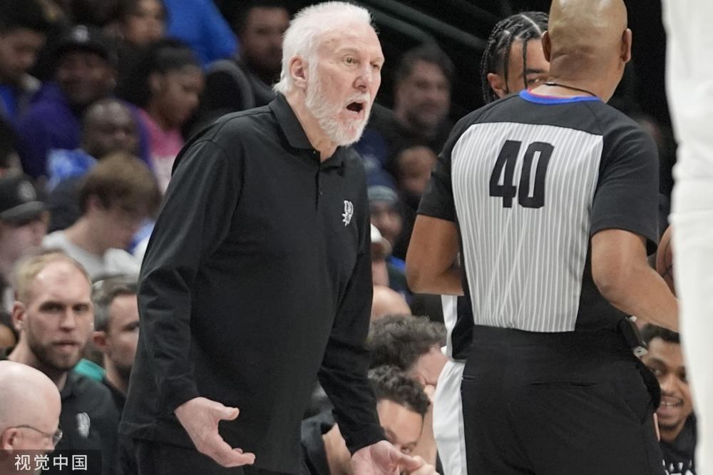 队长迅速呼 队长迅速呼